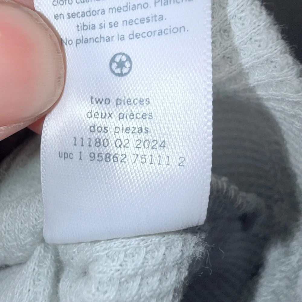 Carter's Pajama Set Kids 18M Green NEW‎ Thermal Waffle Horse Rainbow